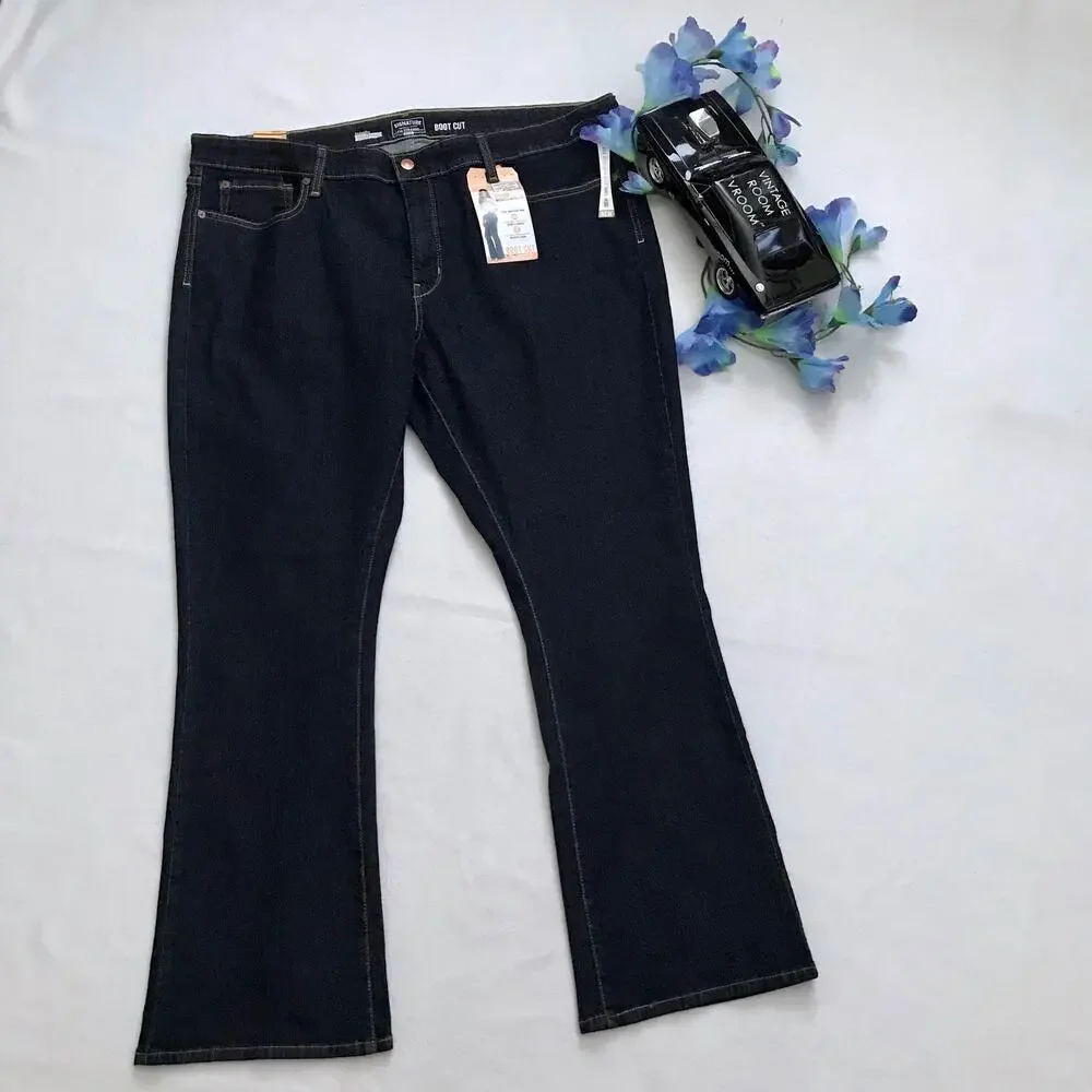 Levi's NWT Dark Wash Shaping Boot Cut Jeans Women 24W Short